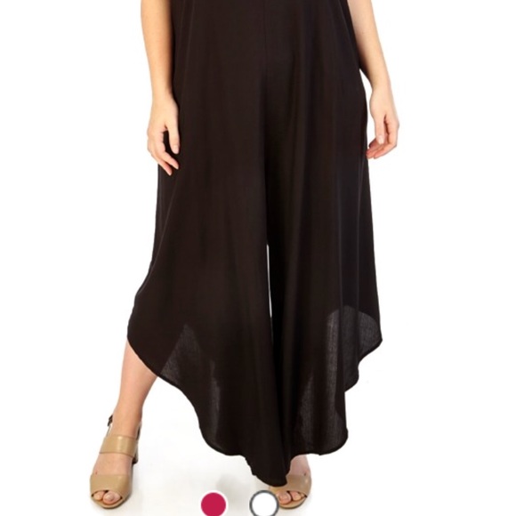 NEW•1X-2X•Chic Black Strappy Back Jumpsuit - Picture 3 of 15